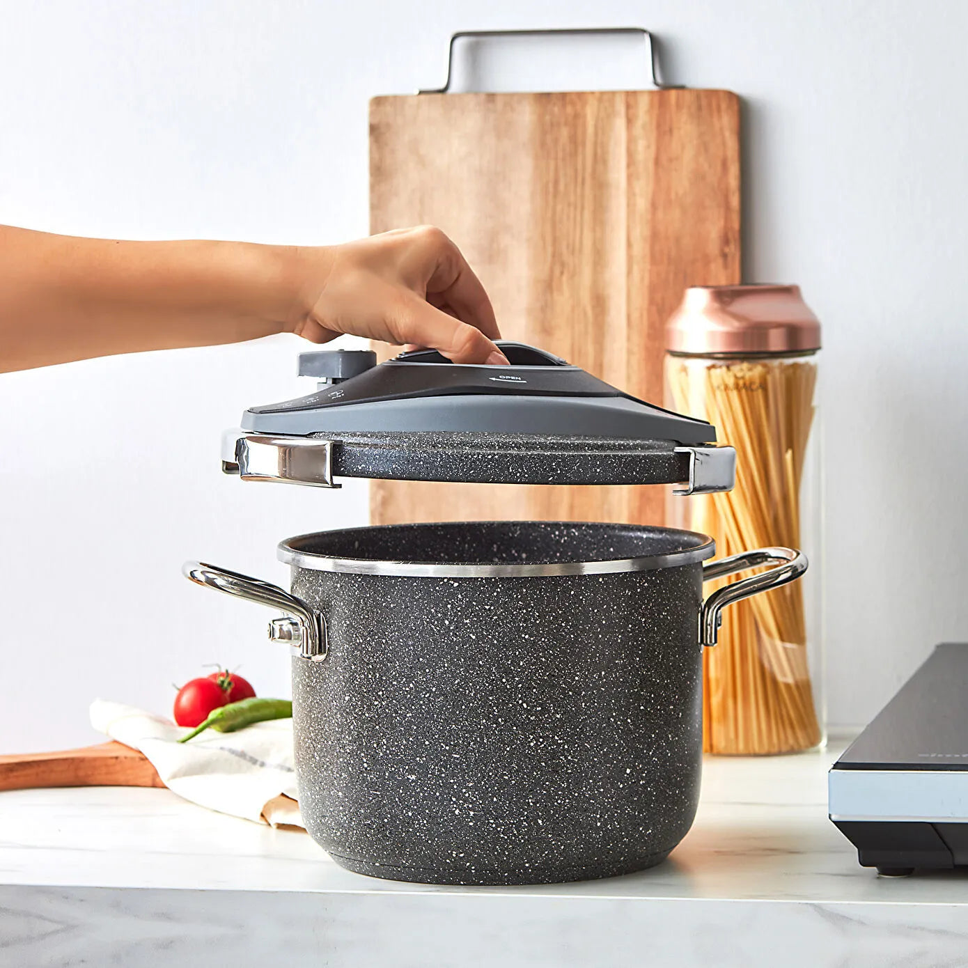 Karaca Biogranit Steel Plus Düdüklü Tencere Grey 6 Lt