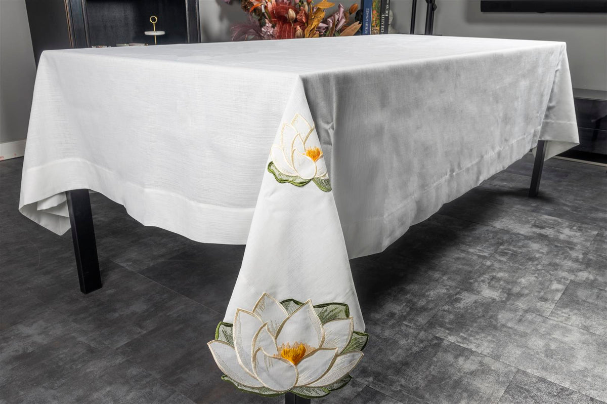 Mikasa Moor Lotus 180x280 masa örtüsü