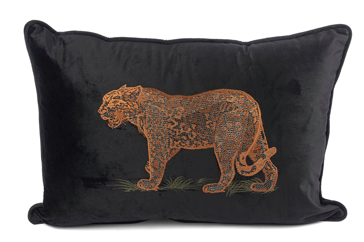 Mikasa Moor Leopar Nakışlı Siyah yastık 40x60