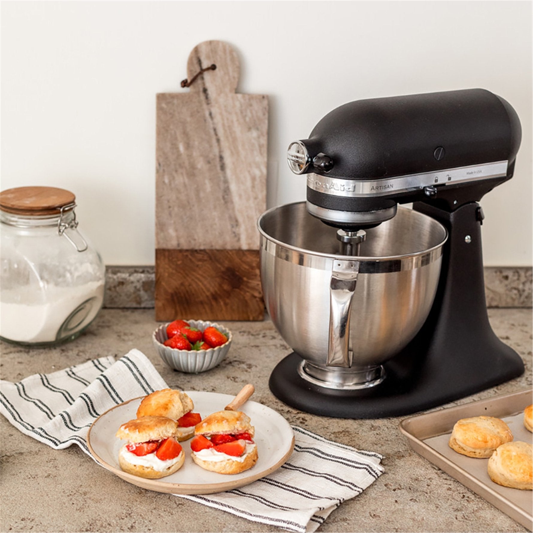 KitchenAid Artisan 4,8 L Stand Mikser - 5KSM175PSEBK