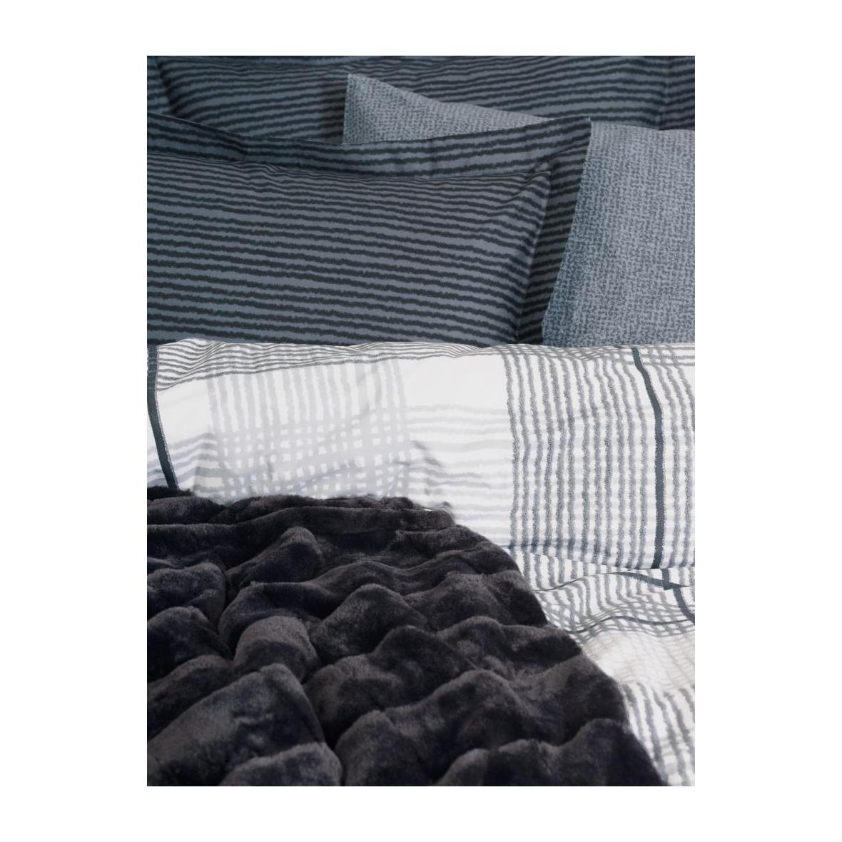 Trim Çift Kişilik Battaniyeli Nevresim Takımı Smooth Siyah