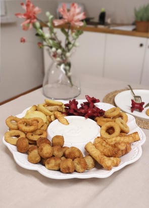 The Mia Grande Servis Tabağı Bölmeli Beyaz 39 cm