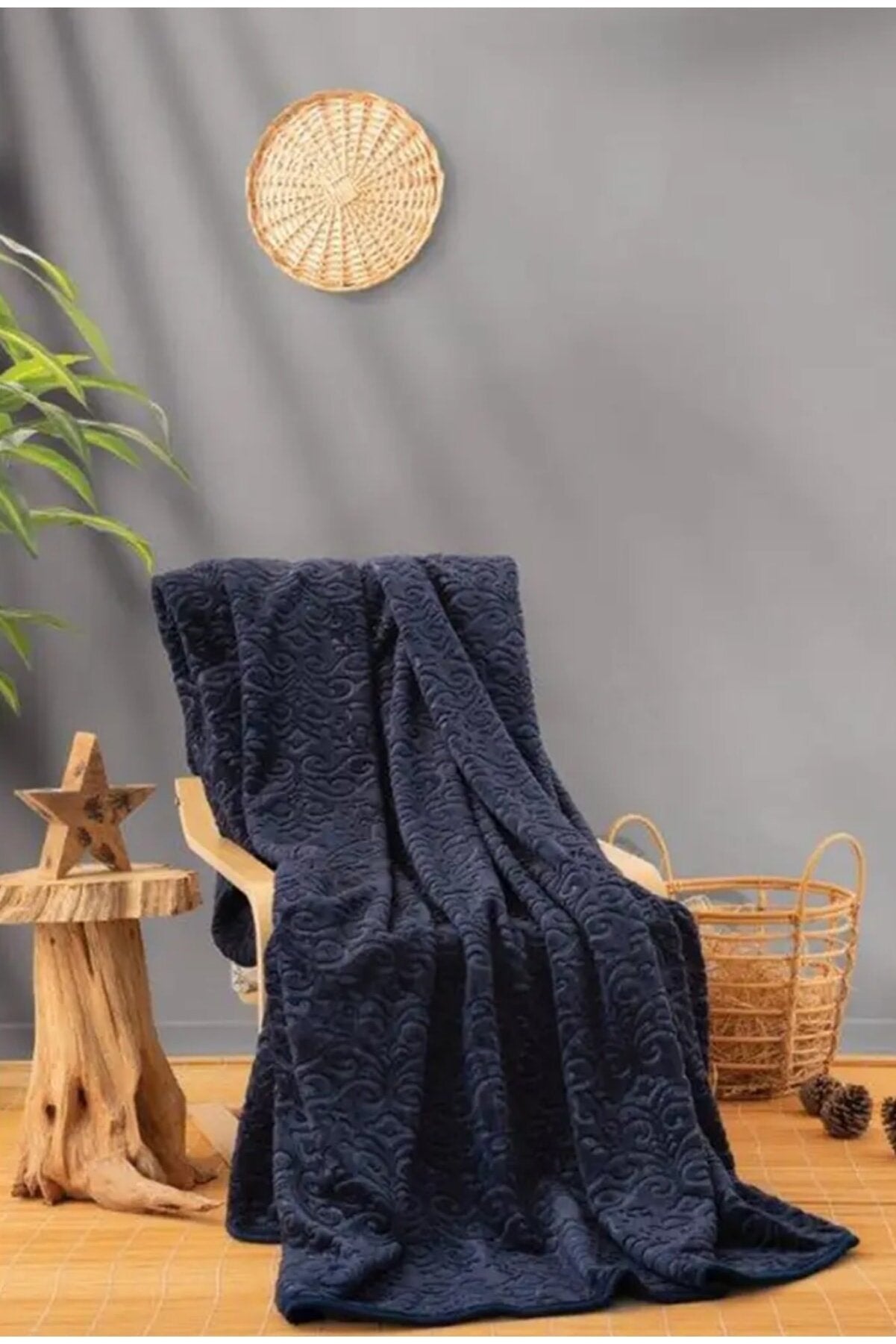 Emboss Double Blanket Navy Blue