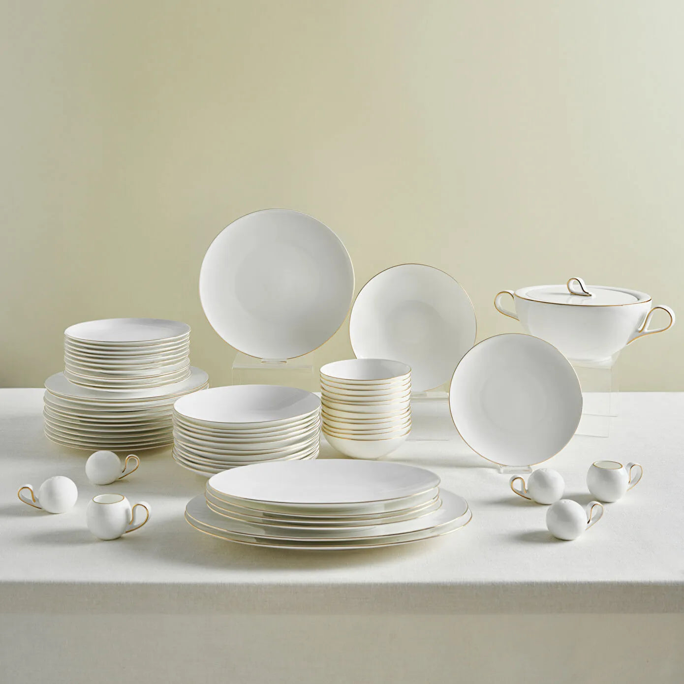 Karaca Red Carpet Collection Fine Pearl Extra Chanak 62 Parça 12 Kişilik Yemek Takımı Gold