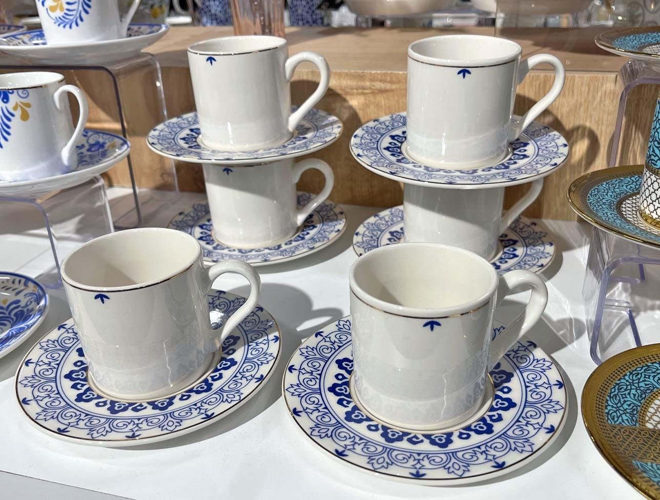 STAR PORCELAIN CUP SET FOR 6 PEOPLE